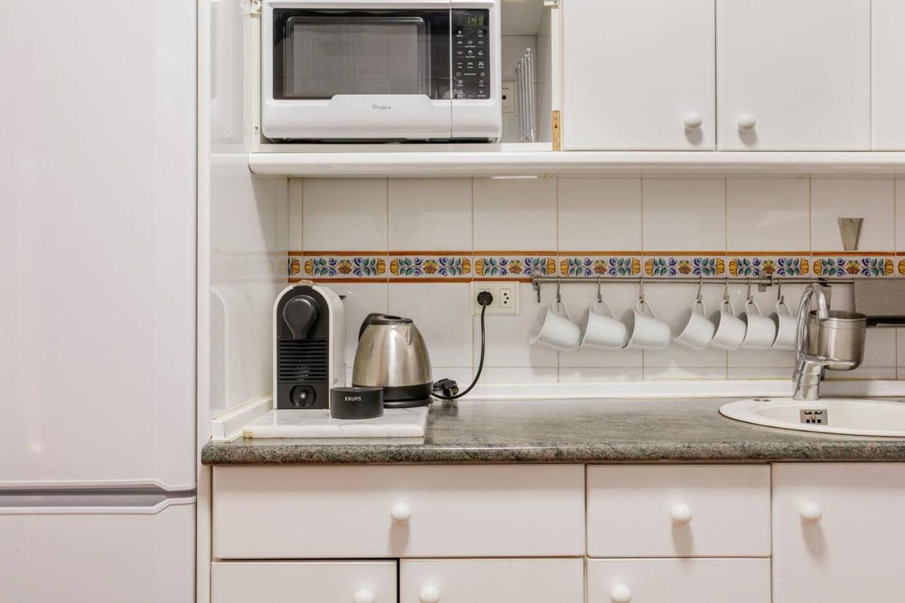 Plaza Nueva Habitaciones Билбао Екстериор снимка