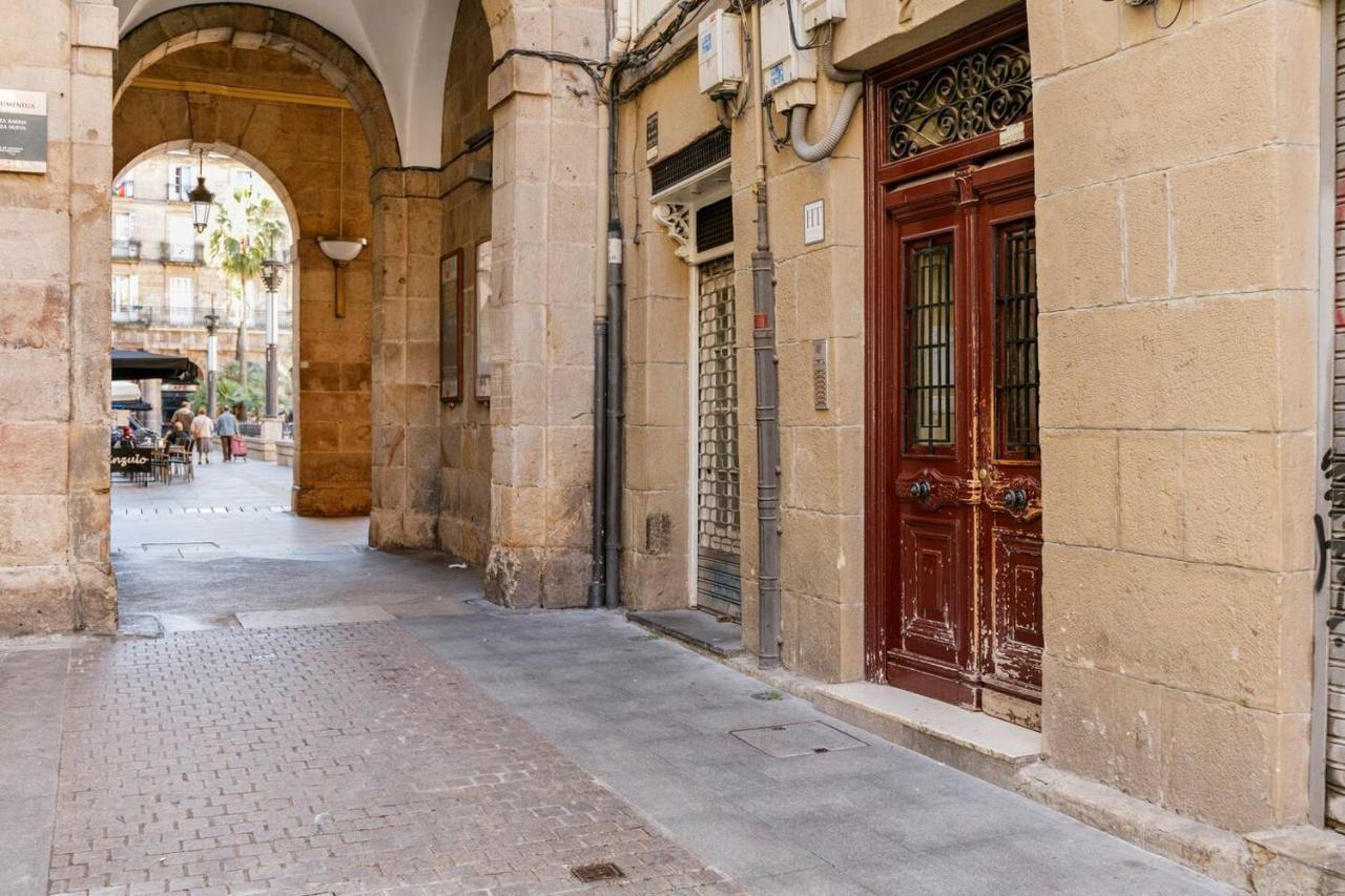 Plaza Nueva Habitaciones Билбао Екстериор снимка